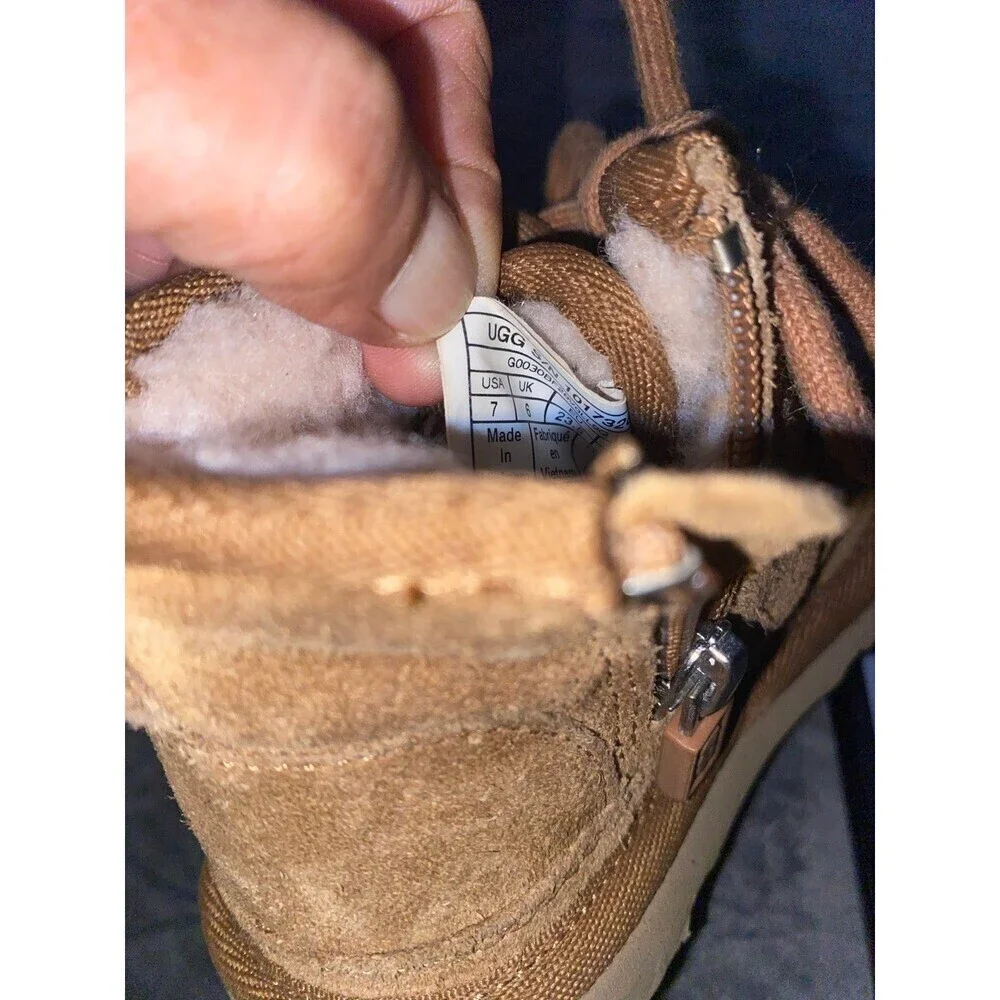 UGG Kids Neumel II Boots Toddler 7 Brown Chesnut Suede Lace Up Zipper